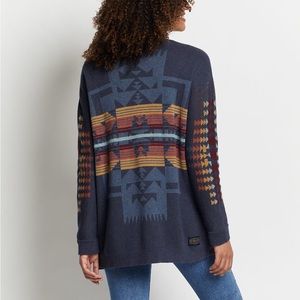 Pendleton- Women's Graphic Open Front Cardigan in Navy